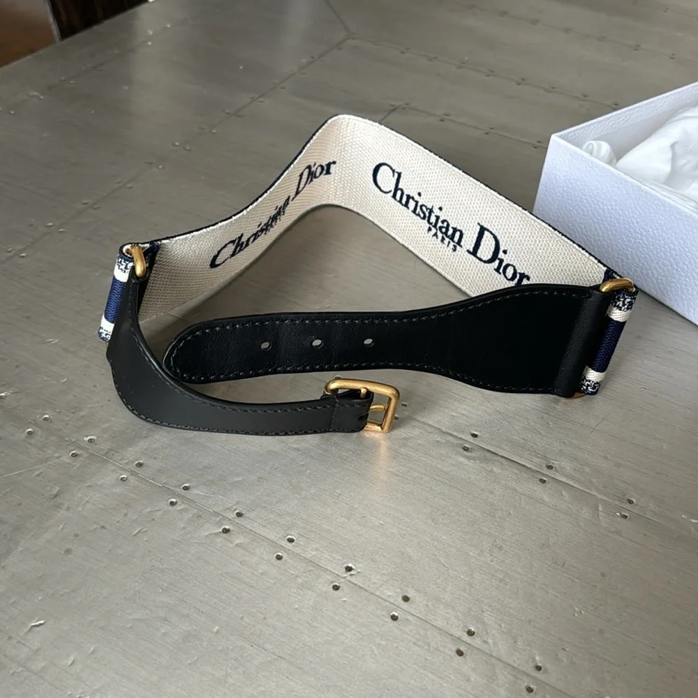 Christian Dior logo belt blue white with bag and box size 75 - Picture 4 of 8